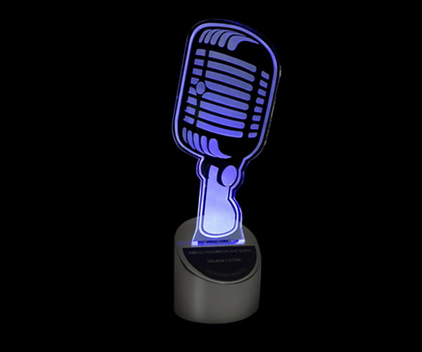 Troféu Microfone com LED