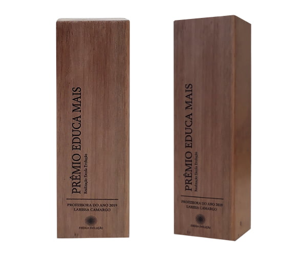 Troféu personalizado madeira
