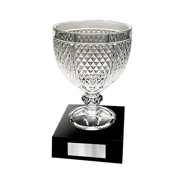 Taça de Cristal Bico de Jaca Perseu Médio Porte