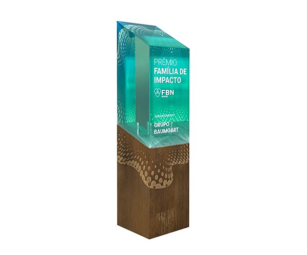 Troféu Base de Madeira e Resina Colorida