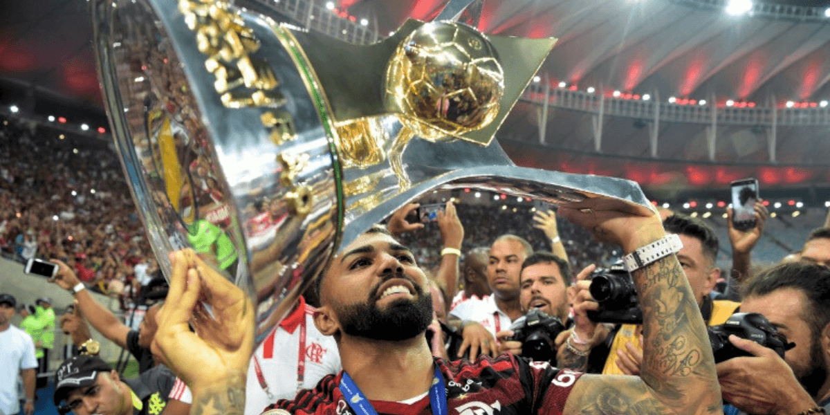 Competições de Confederações e Federações merecem um troféu à altura da conquista